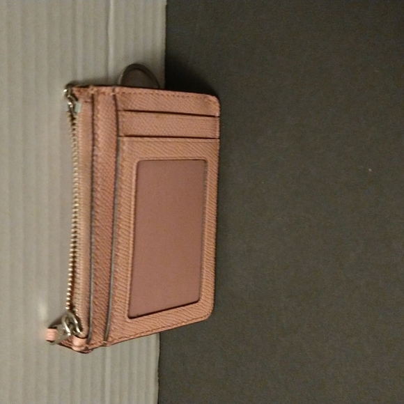 VGUC. Coach blush pink card holder / keychain. - Picture 2 of 8